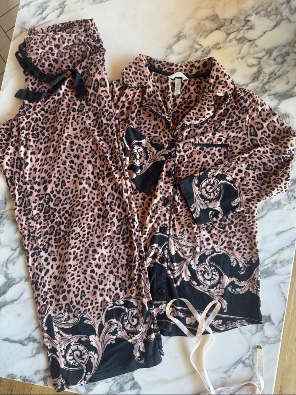 Soma 2pc. Leopard Print & Baroque Pajama Pants Set Women’s size Small